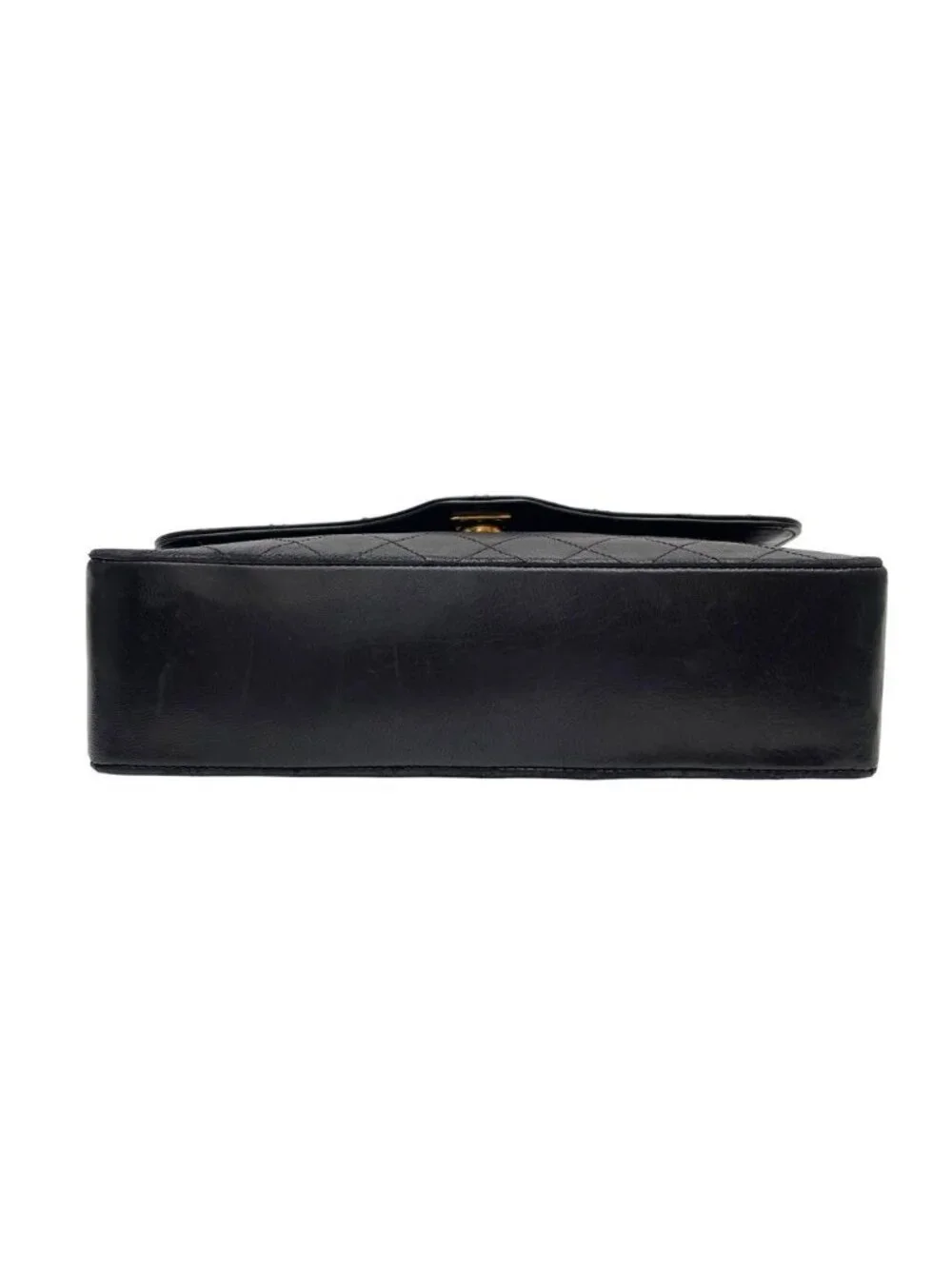 Chanel Quilted Lambskin CC Logo Chain Shoulder Bag Black